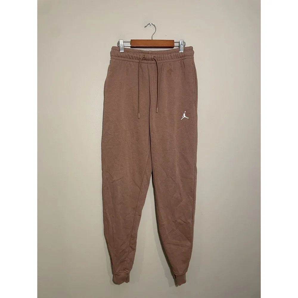 Air Jordan Brooklyn Fleece Sweatpants Joggers Men's Small FV7277 223 Tan